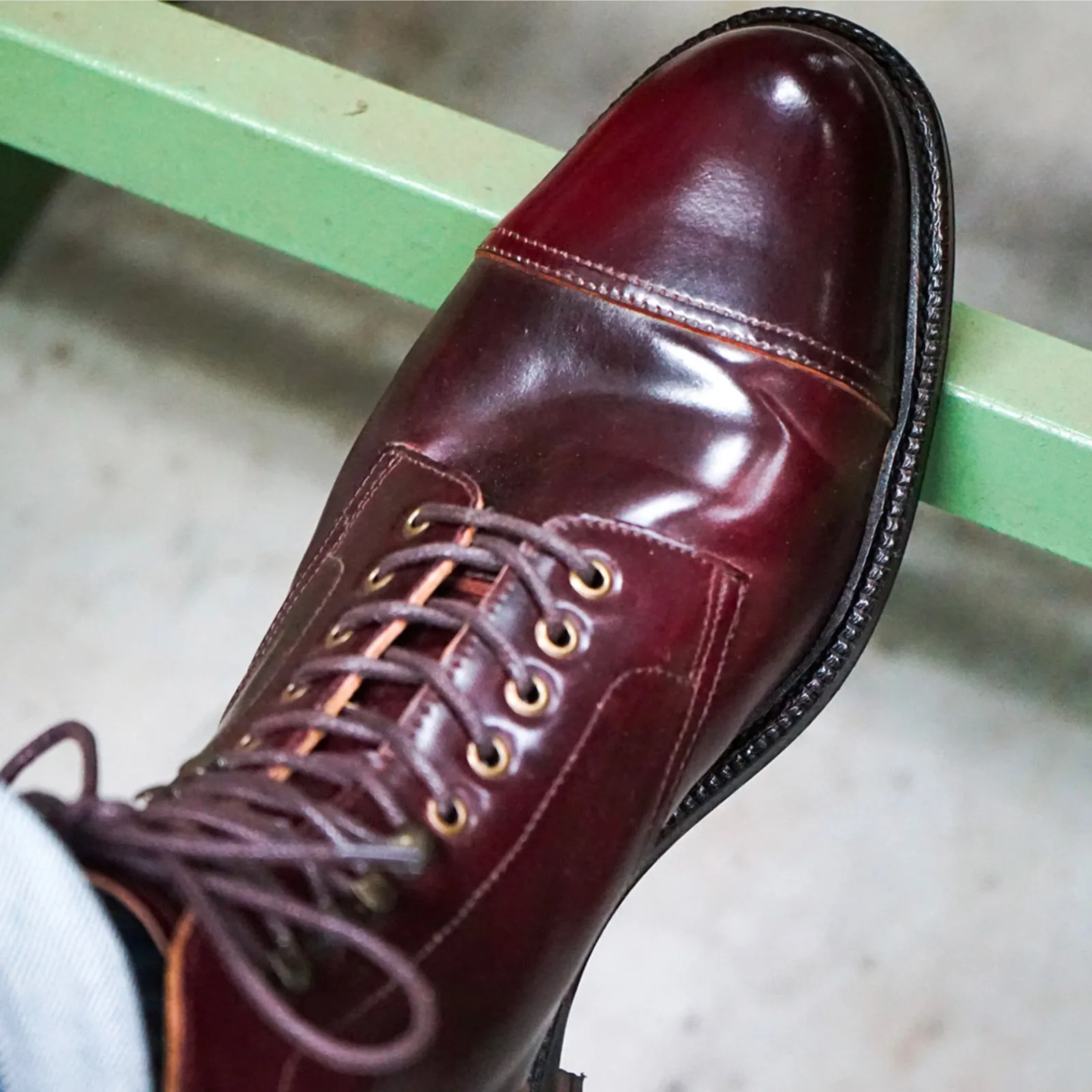 101200 - BURGUNDY HORWEEN SHELL CORDOVAN - E