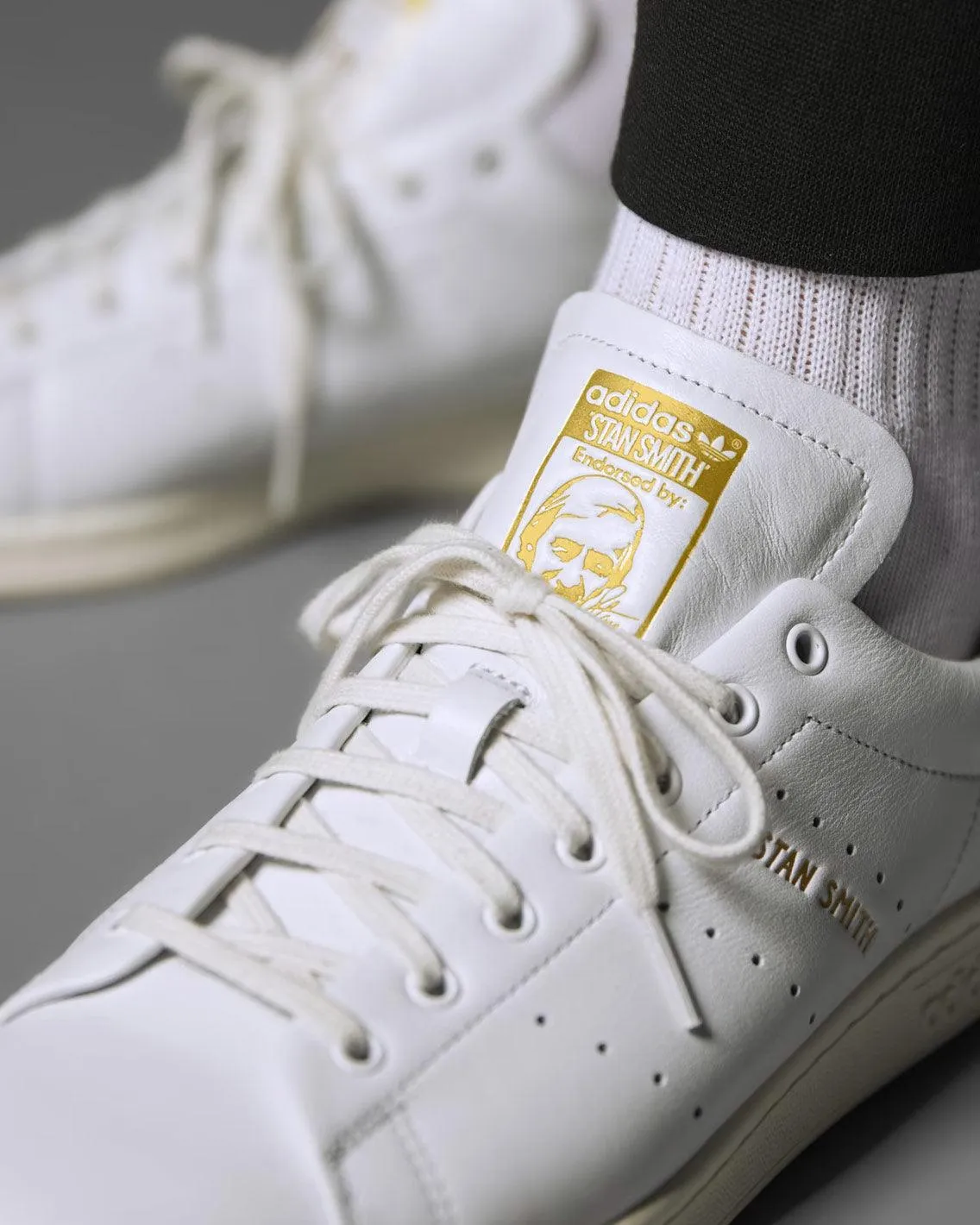 Adidas Originals - Stan Smith Lux - Off White / Cream / Pantone