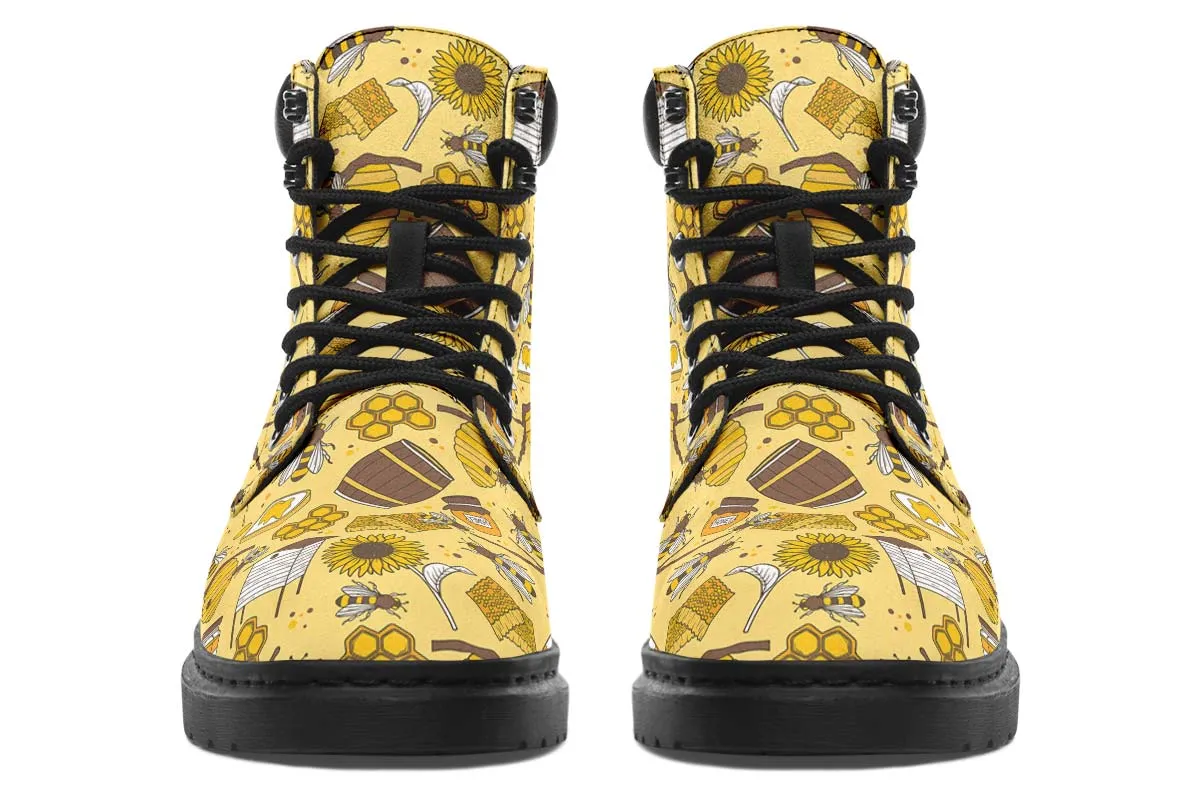 Bee Keeper Classic Vibe Boots