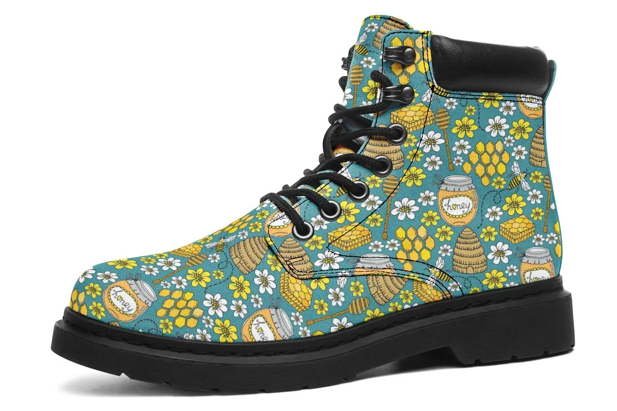 Bee Keeping Classic Vibe Boots
