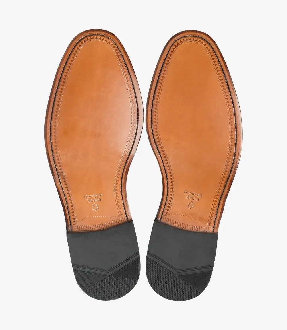 Chester Brogue Shoes - Tan