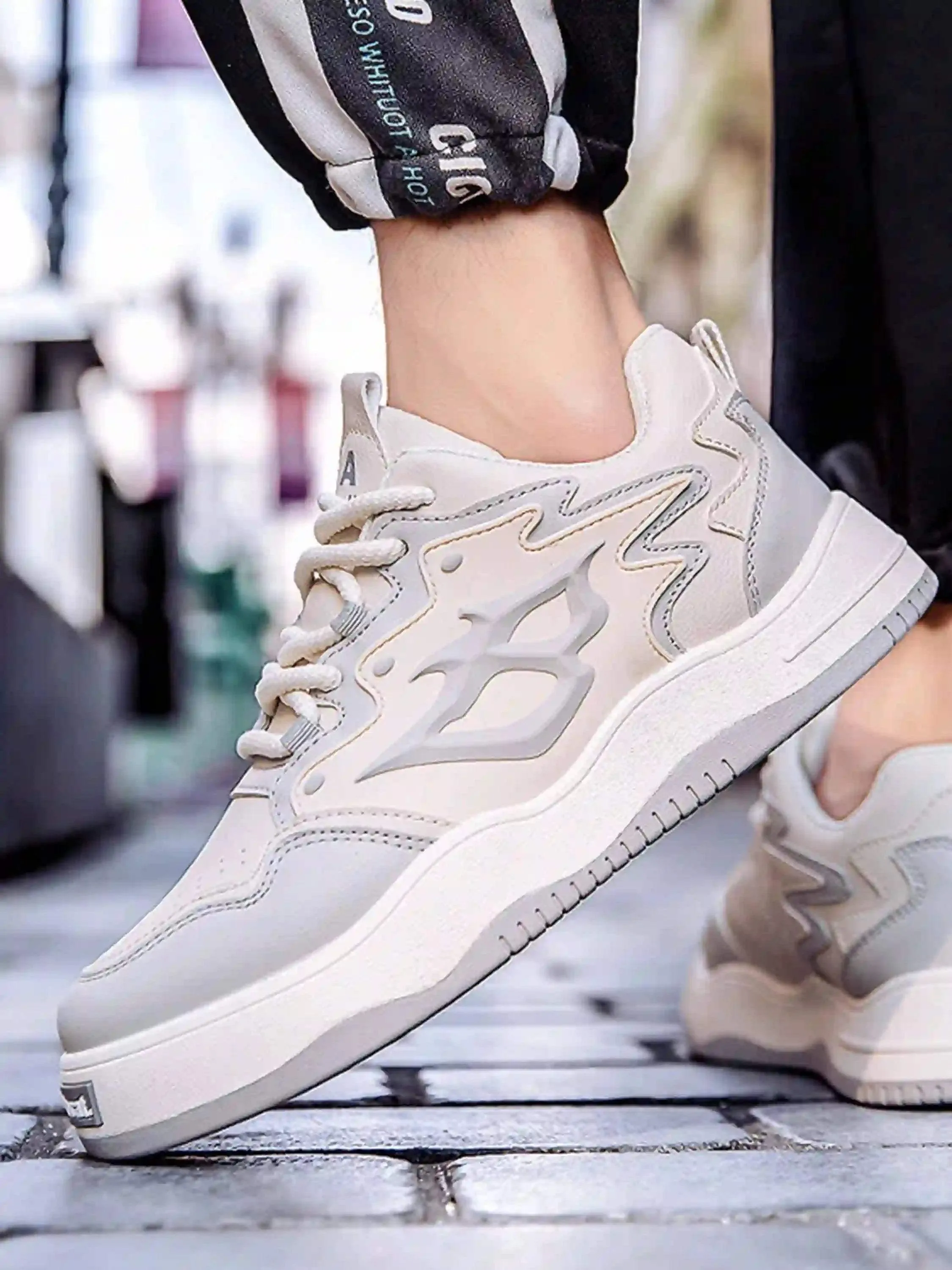 Disguisen Hip-Hop American Dad Shoes