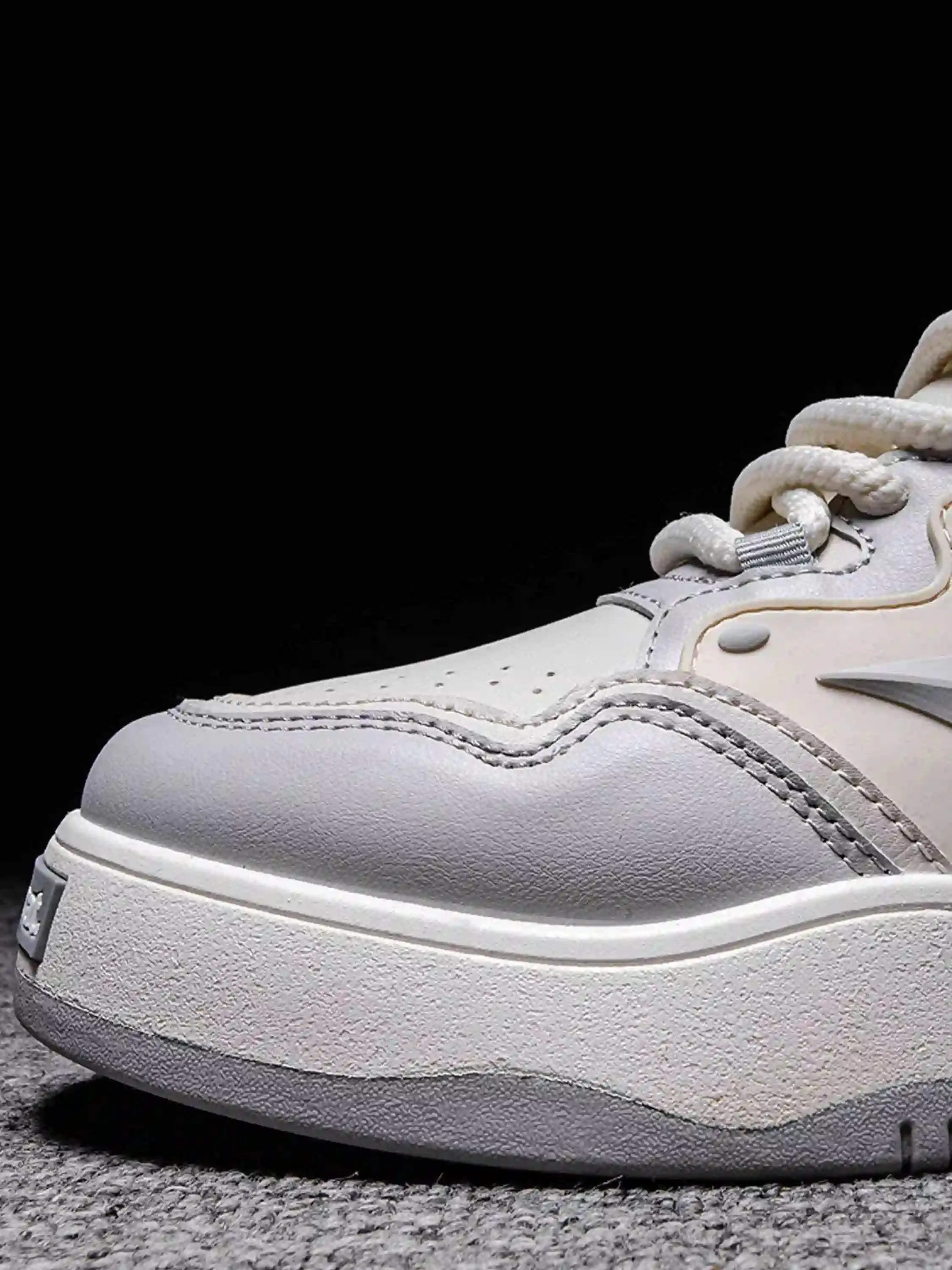Disguisen Hip-Hop American Dad Shoes