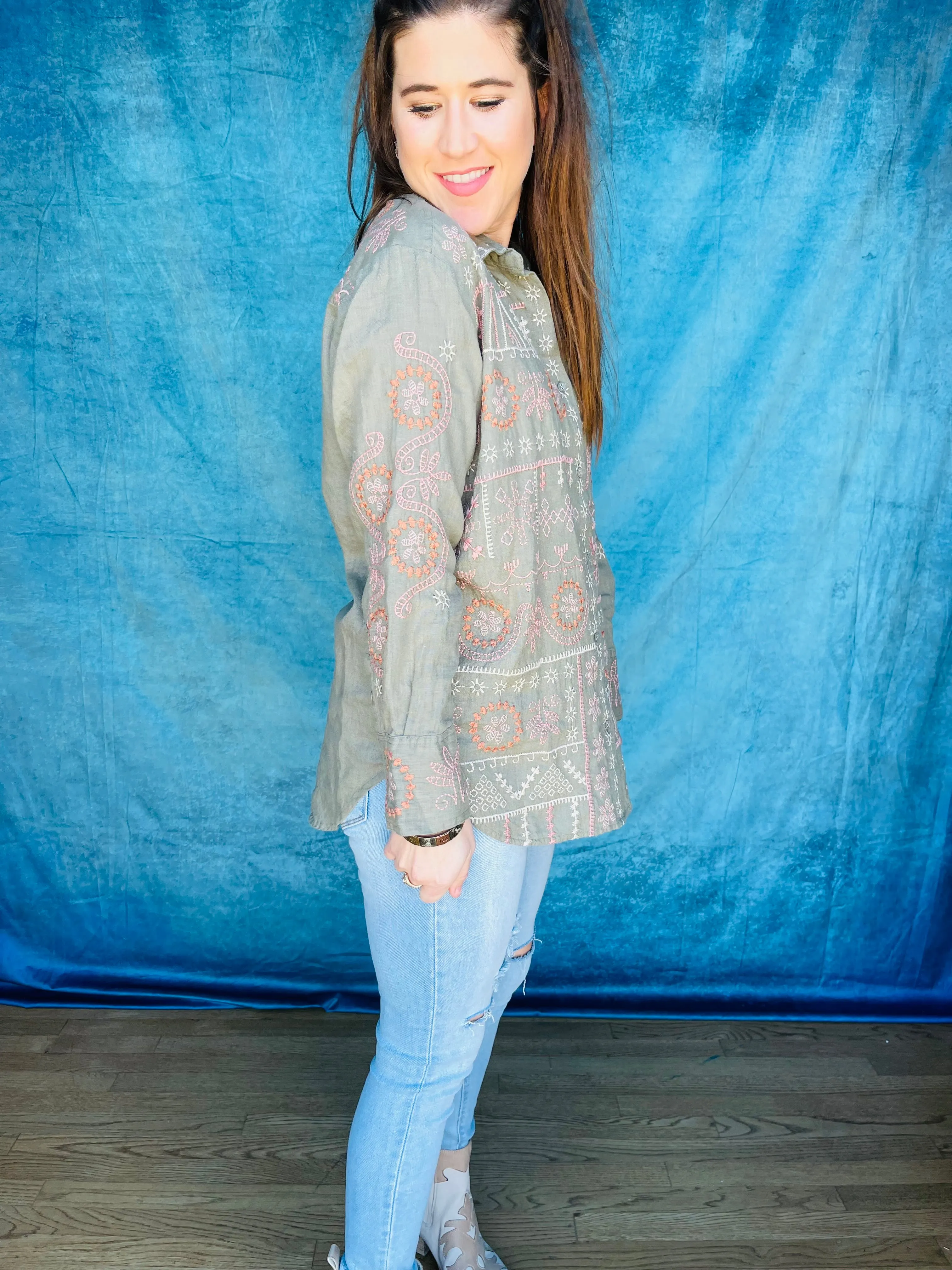 Faye Relaxed Linen Shirt