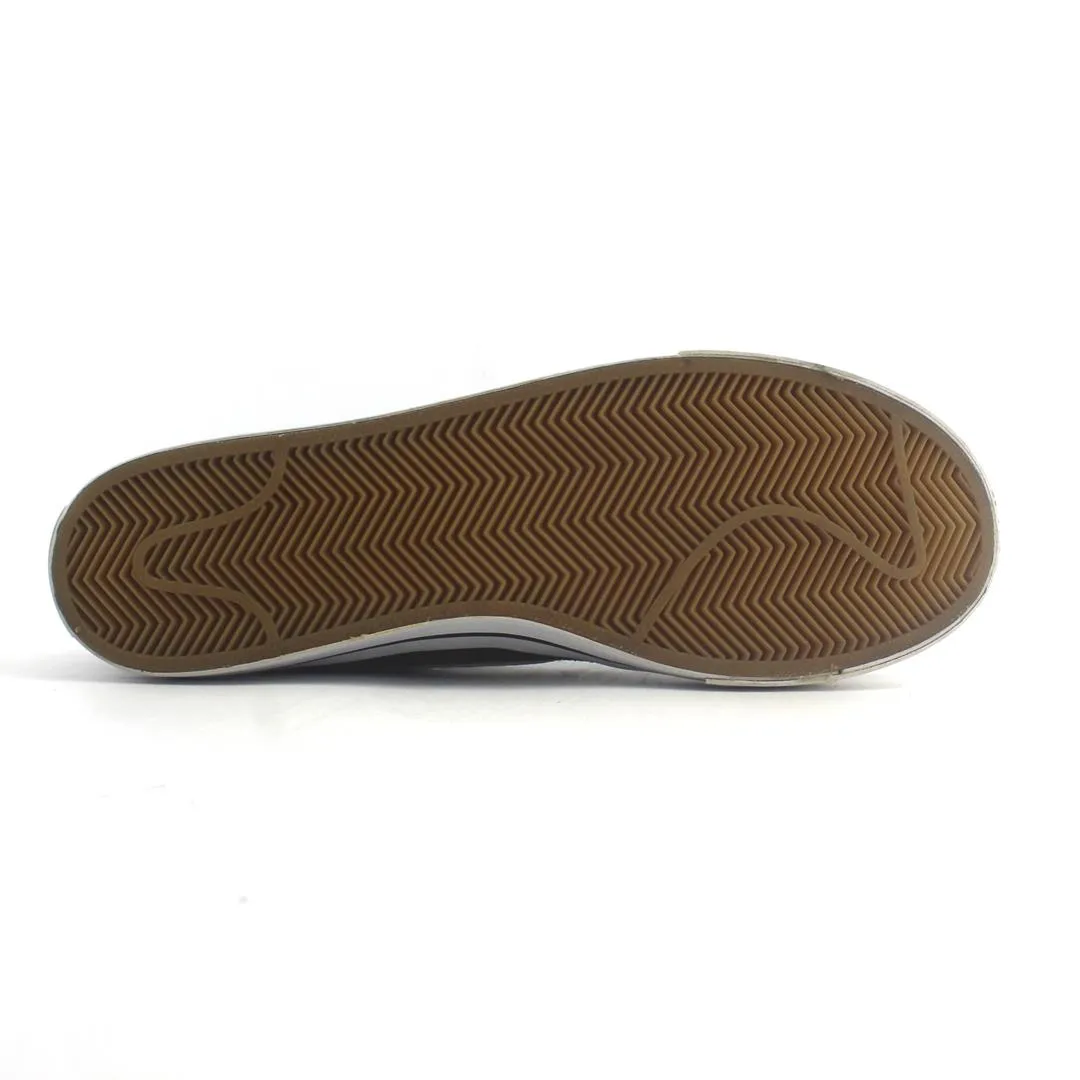 NIKE COURT LEGACY