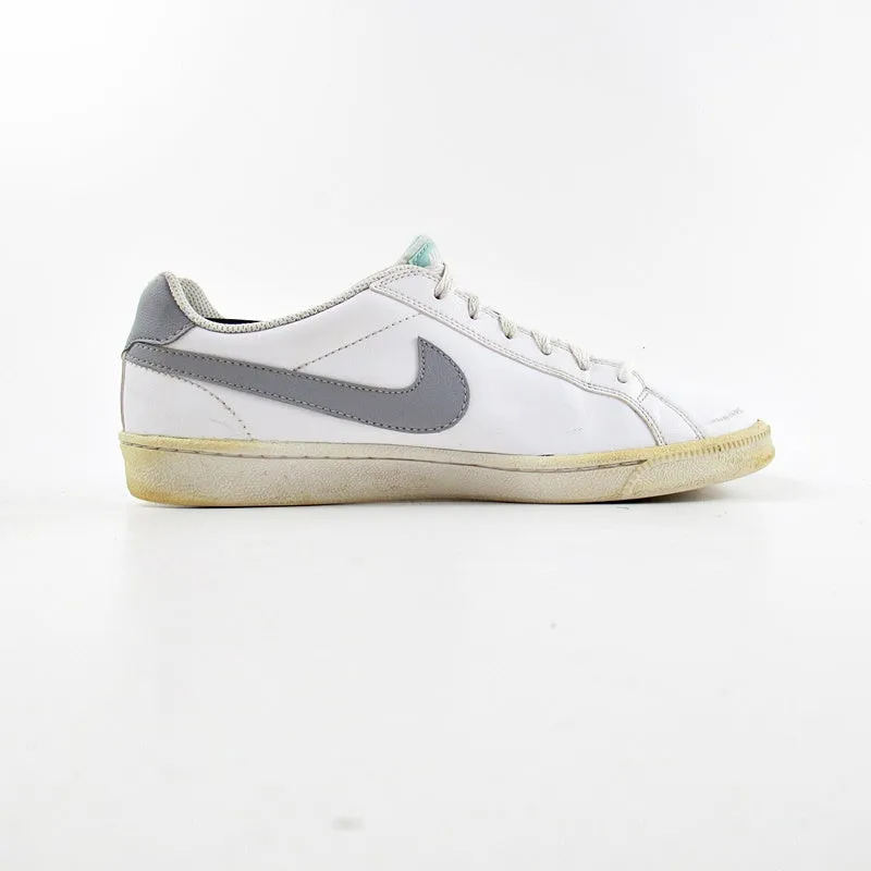 NIKE Court Majestic