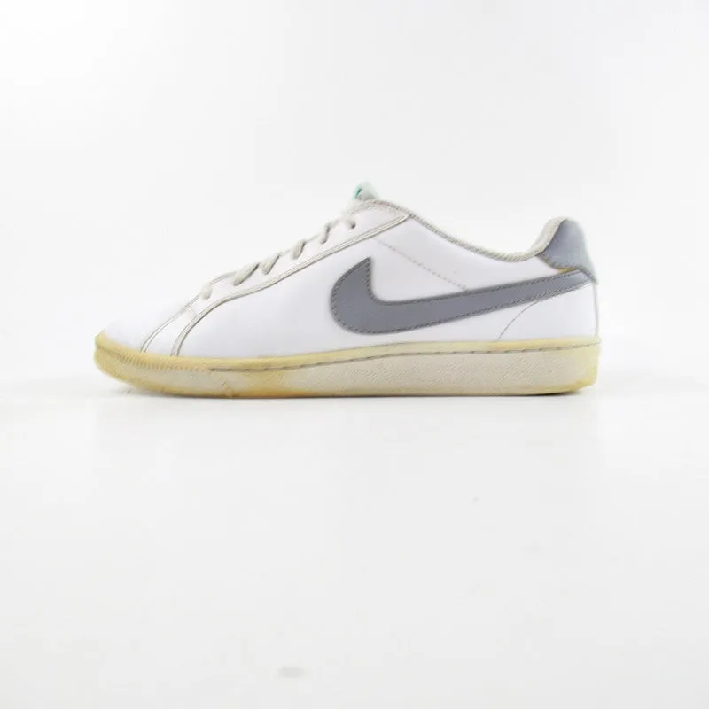 NIKE Court Majestic
