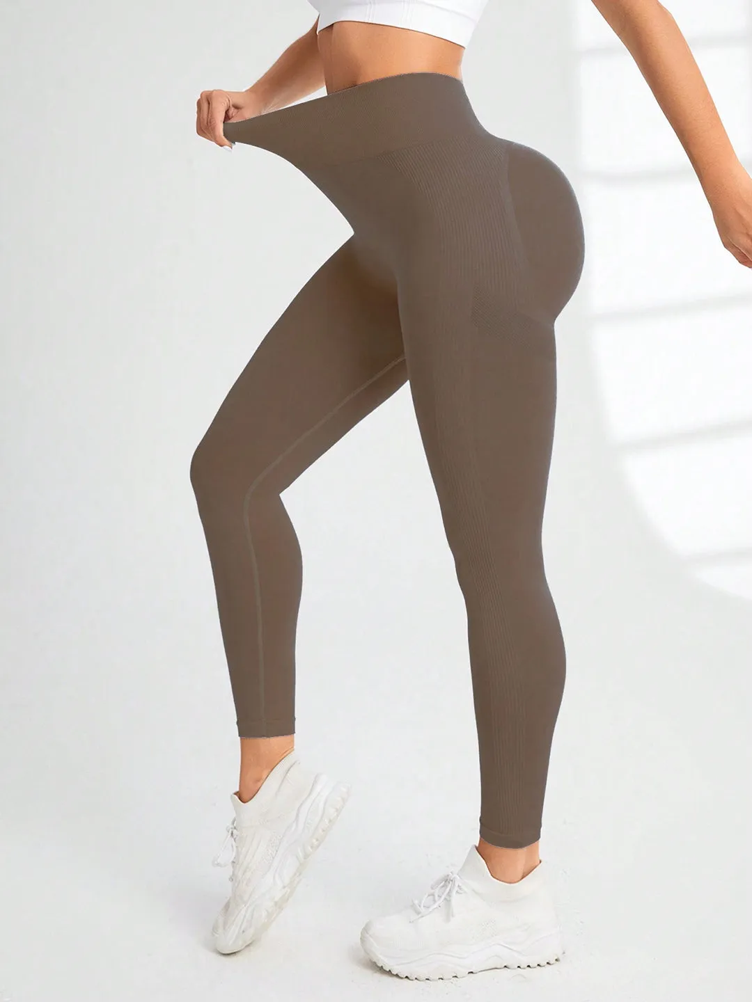 SculptLift Ribbed Leggings – Brown