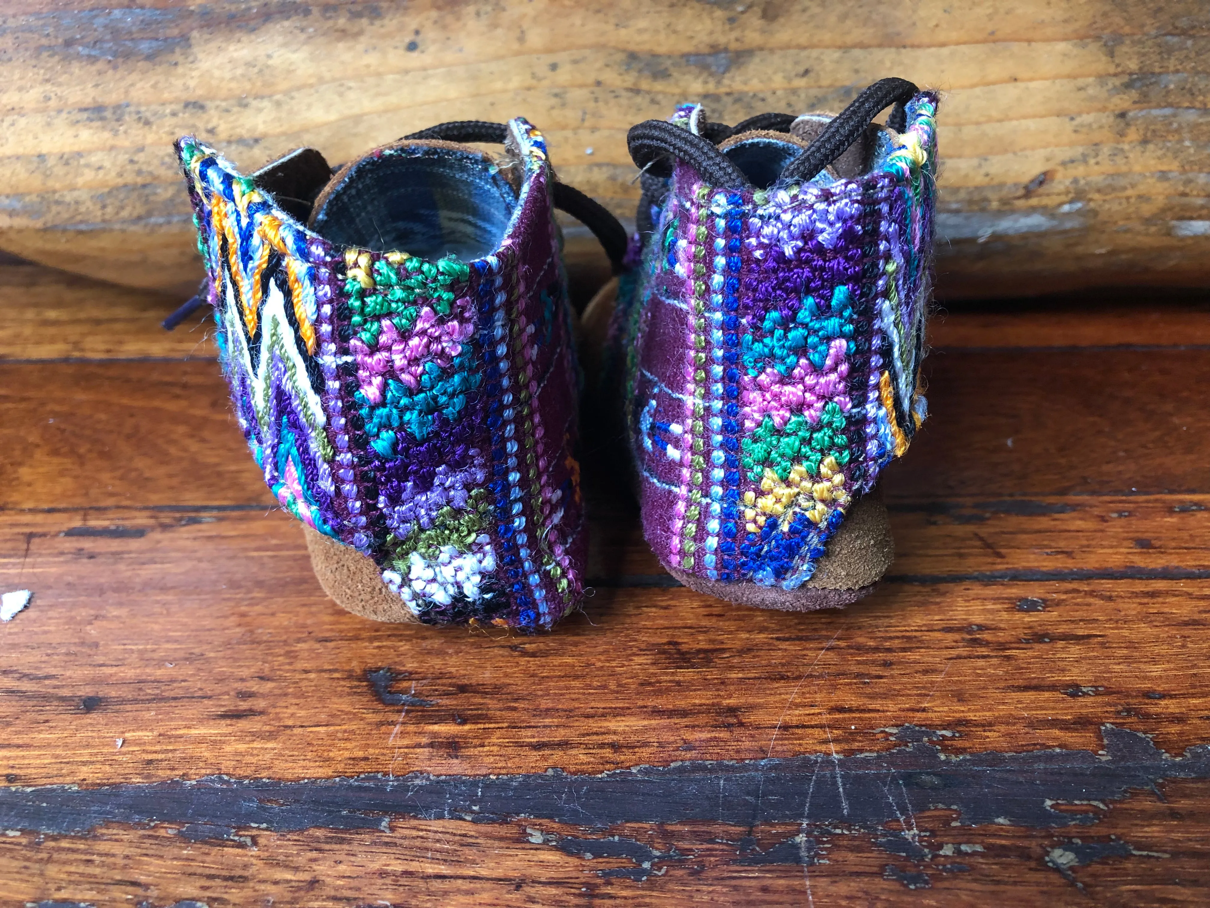 Size 21 Baby Moccasins - Fawn with Aztec
