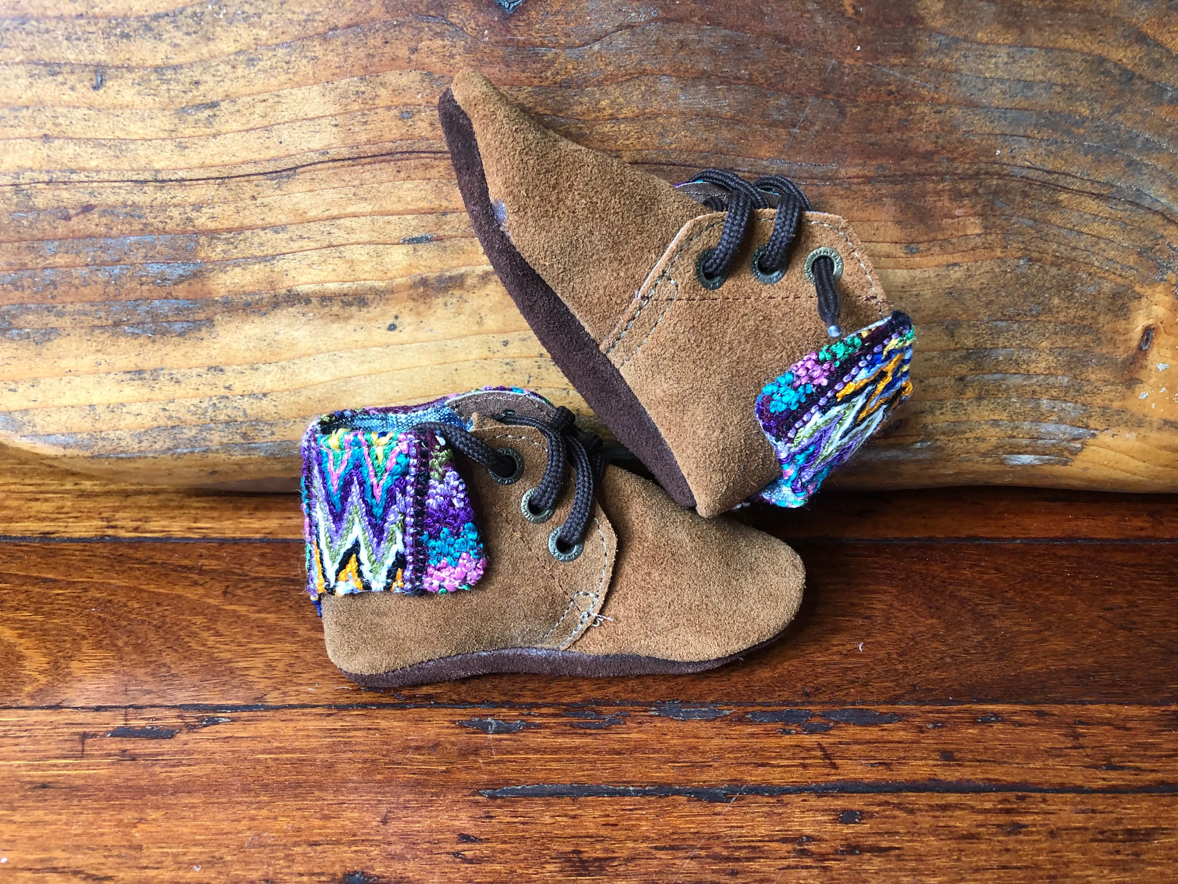 Size 21 Baby Moccasins - Fawn with Aztec