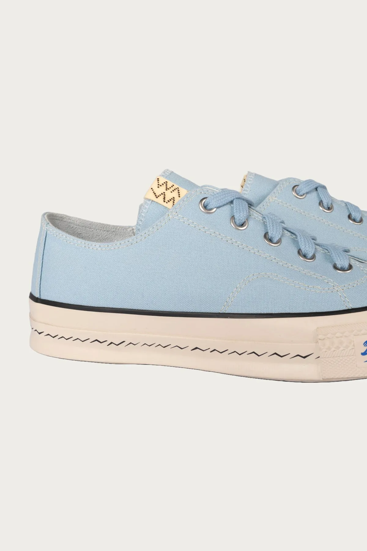 Skagway L.T. Lo (SS25) - Lt. Blue