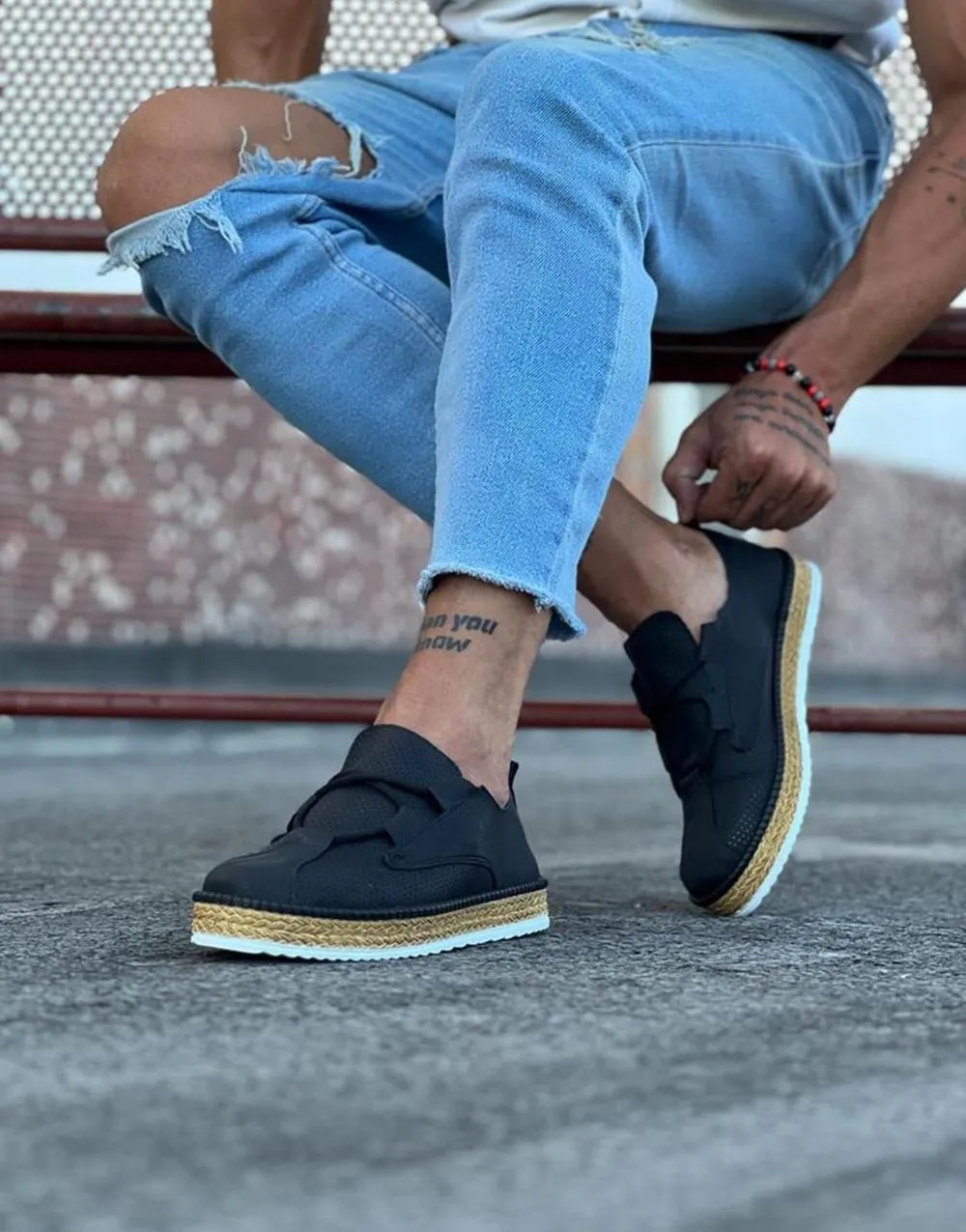 WG015 Black Men's Casual Shoes