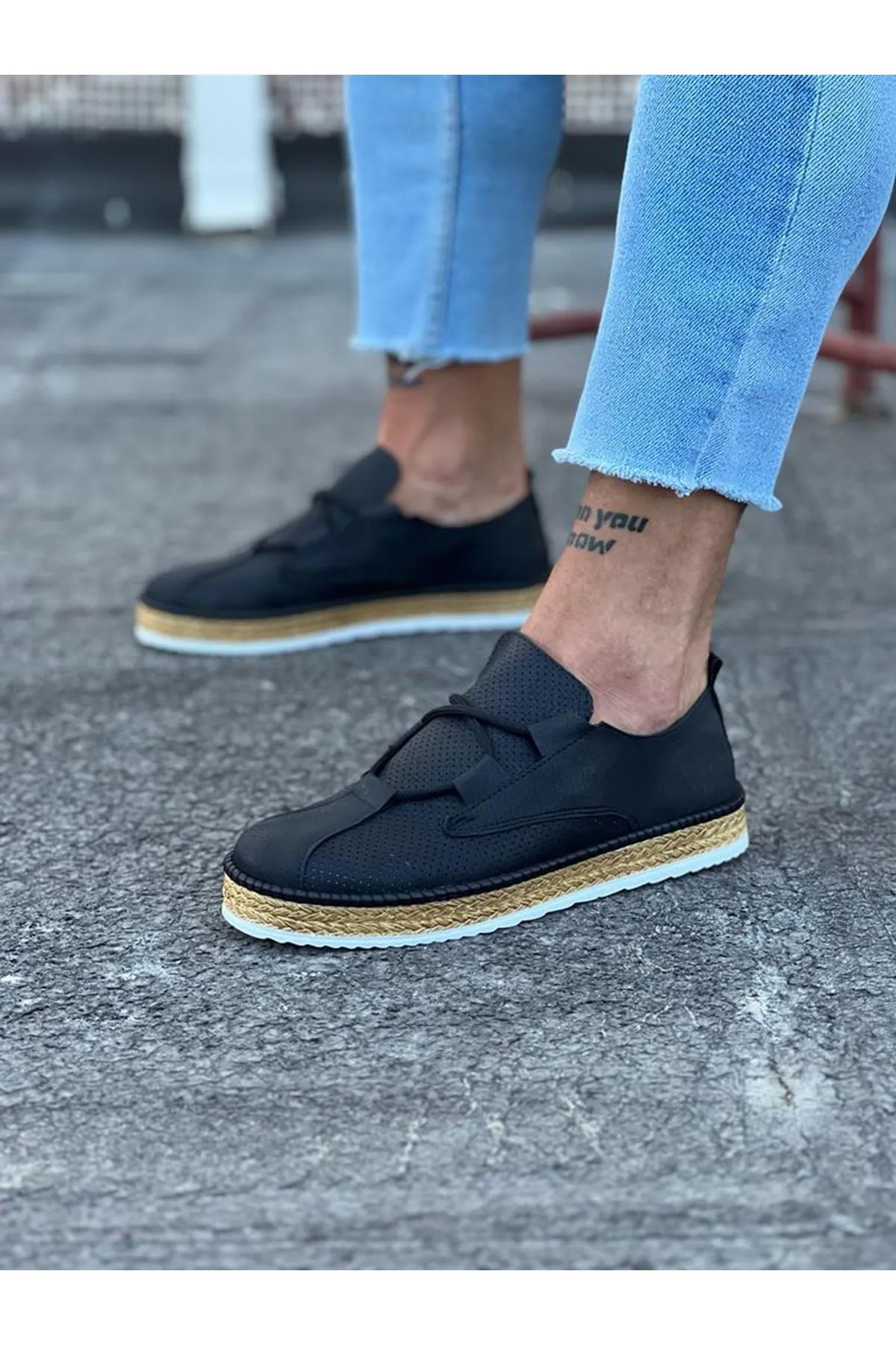WG015 Black Men's Casual Shoes