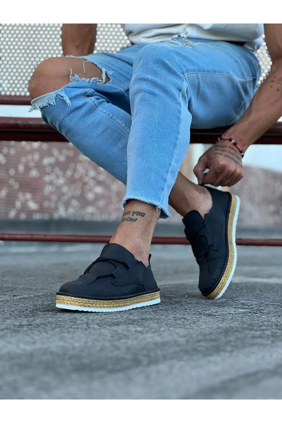 WG015 Black Men's Casual Shoes